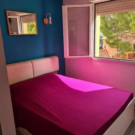 Requen'house * קאנט אן רוסיון